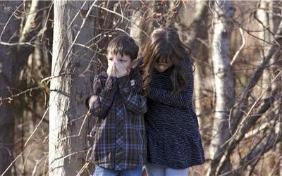 SHBA, vogelushja shqiptare tregon tmerrin e masakres në shkollën fillore