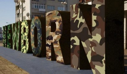 FOTOLAJM / Pavarësia e Kosovës: NEWBORN ndryshon ngjyrat