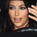 Grabitja, Kim Kardashian i marrin 11 mln USD bizhuteri ?