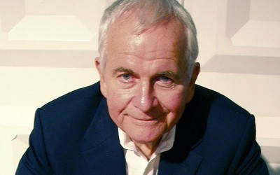 Ian Holm Cuthbert