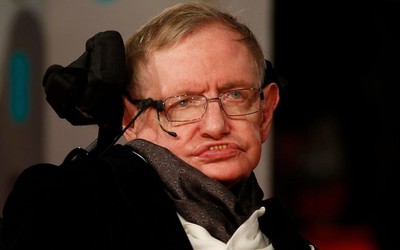 Stephen William Hawking