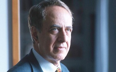 Alberto Oliverio