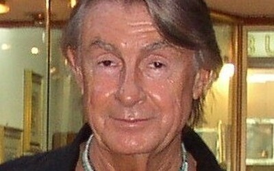 Joel Schumacher