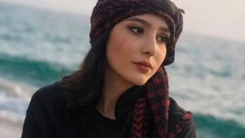 Iran, dënohet me vdekje 23-vjeçarja për një postim në rrjetet sociale