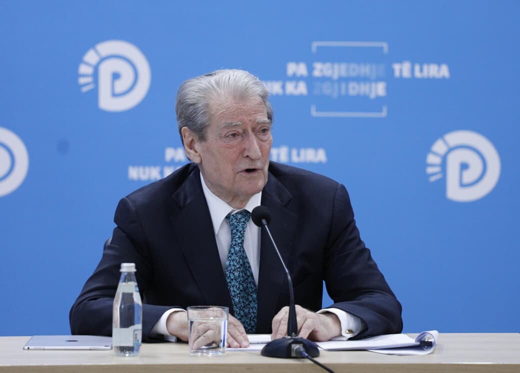 Berisha mesazh të prerë Kryeministrit: "Çdo vijë e kuqe u shkel, Rama jep dorëheqjen menjëherë"