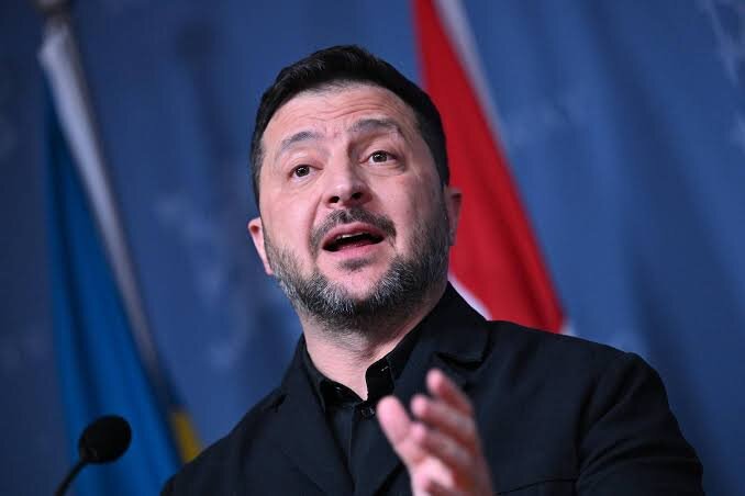 Zelensky shprehet gati për takimin trilateral: Ukraina, Rusia dhe SHBA drejt një tryeze të përbashkët